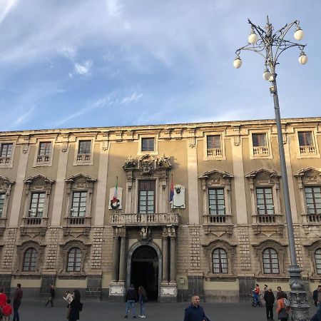 Sicily Wonderful Piazza Universita' Villa Catania Exterior photo